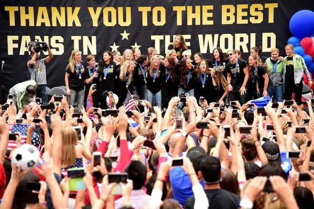 The U.S. Women's National Team in LA at a rally on Tuesday